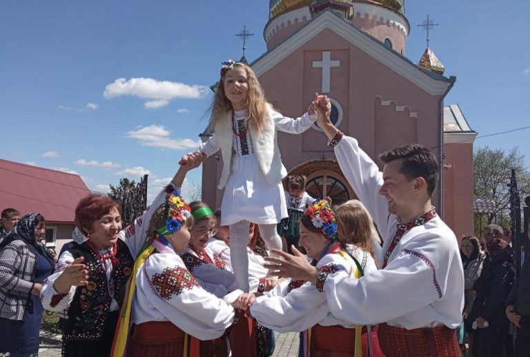 Проводи Великодня відбулися в селі Петрів на Прикарпатті (ФОТО) 5 IMG 5253