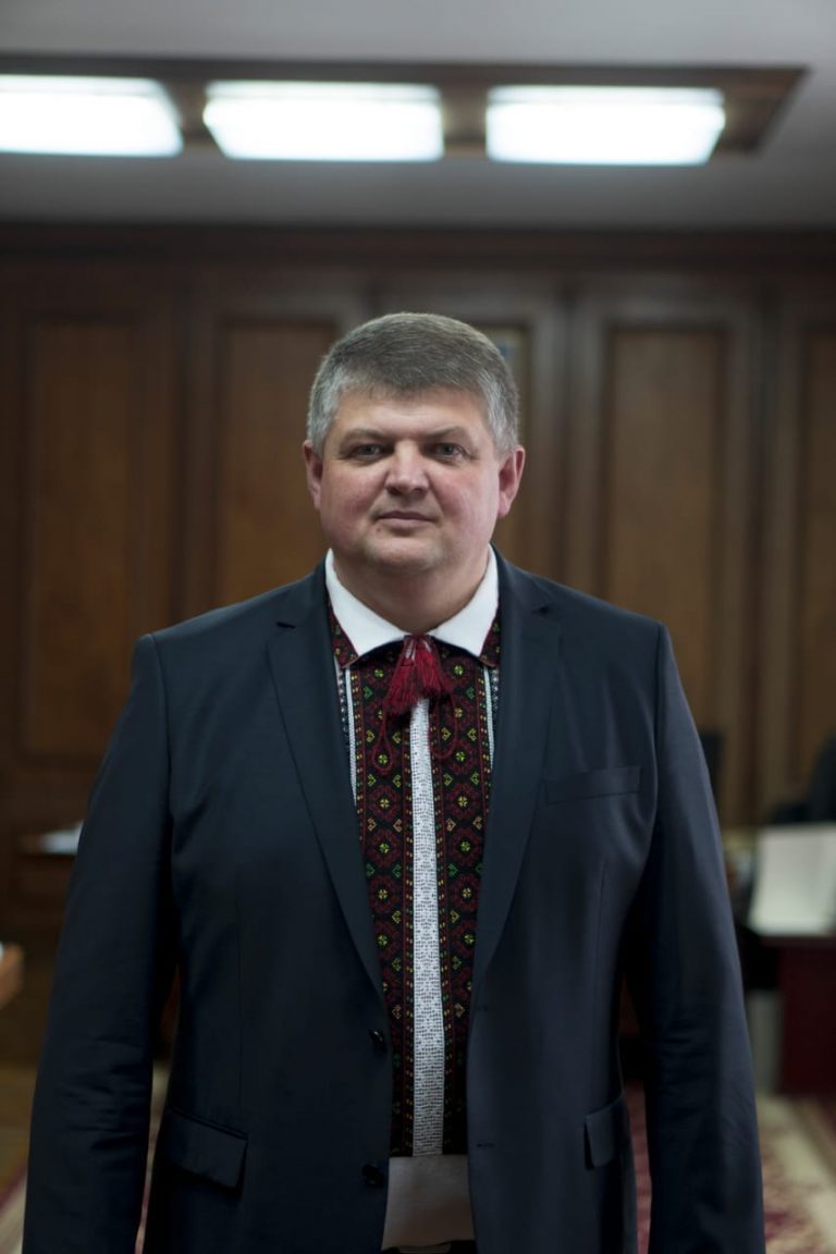 Не такий страшний вовк, як його малюють: Віталій Федорів про спільні зусилля влади і населення