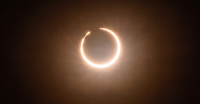 191296 solar eclipse gettyimages 960x380 0