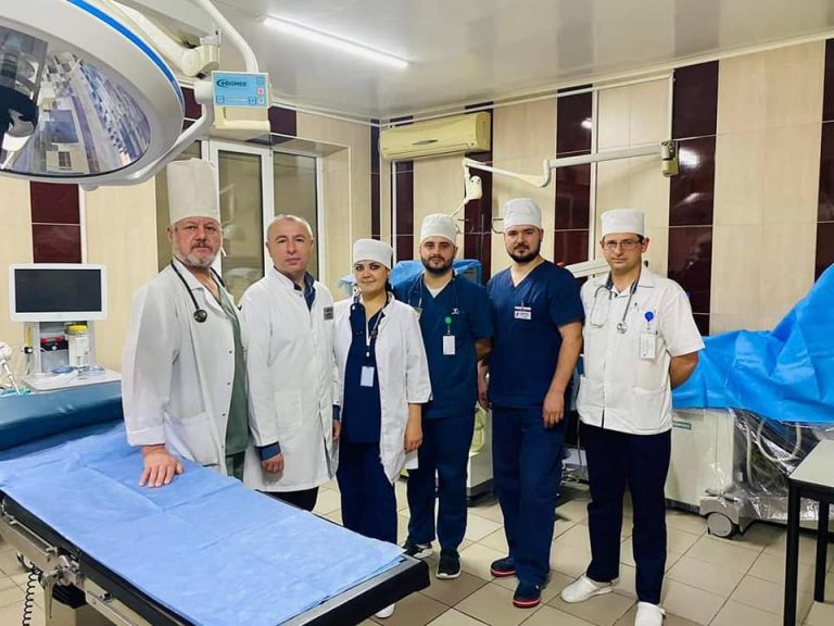 Вперше в західному регіоні. У Франківську провели унікальну операцію (ФОТО) 15 197405771 1009818203088778 4504870916594731976 n