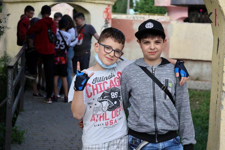 Люди Прикарпаття. У франківських школярів почалися літні канікули (ФОТО) 10 4 1 1