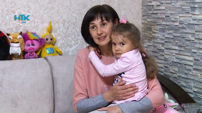 7-річна дівчинка з Коломиї потребує операції, аби самостійно дихати (ВІДЕО) 7 dopomoga 150421