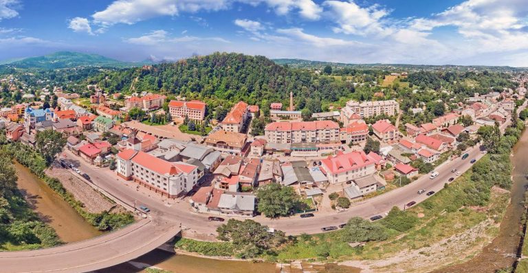 kosiv ivanofrankivska oblast cerkva panorama kvadrokopter