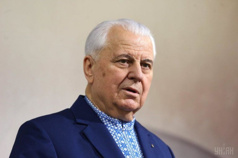 Перший президент Кравчук з червня знаходиться у реанімації