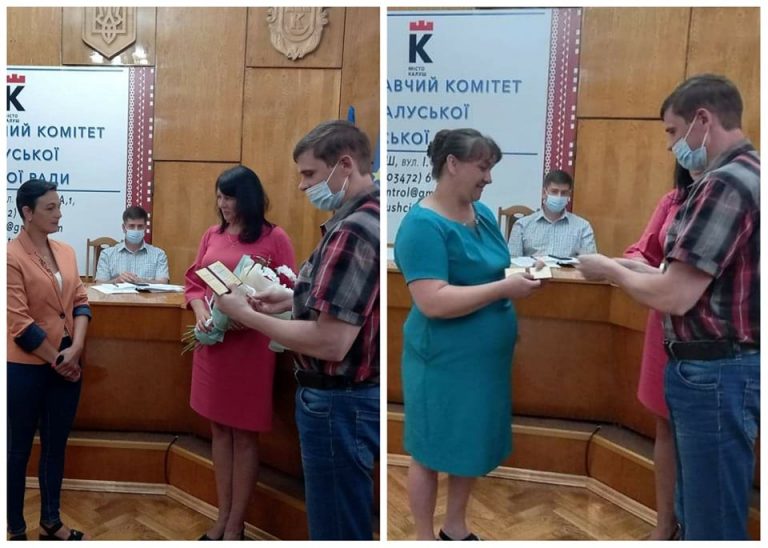 6 та 7 дітей: у Калуші двом мешканкам присвоїли звання "Мати-героїня" (ФОТО)