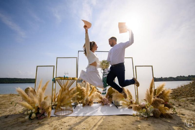 У Калуші молодята зареєстрували шлюб на березі Домбровського кар'єру (ФОТО)