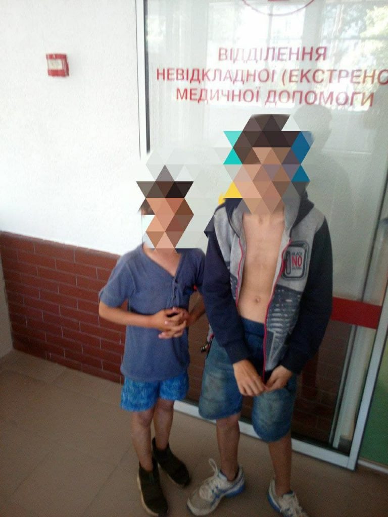 У Франківську двоє дітей хотіли обікрасти автомобіль (ФОТО)