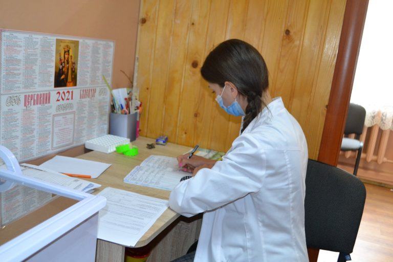 У Верховині відкрили центр вакцинації від COVID-19 (ФОТО)