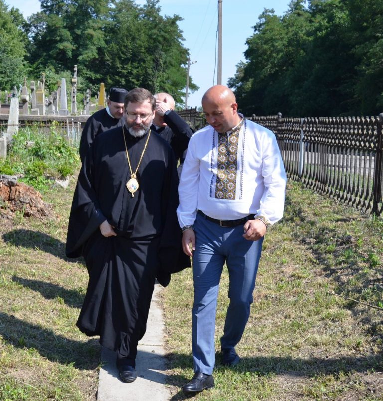 У Галичі Блаженніший Святослав відвідав могилу діда Любомира Гузара (ФОТО) 12 222846884 243768940908716 4869268236921511027 n