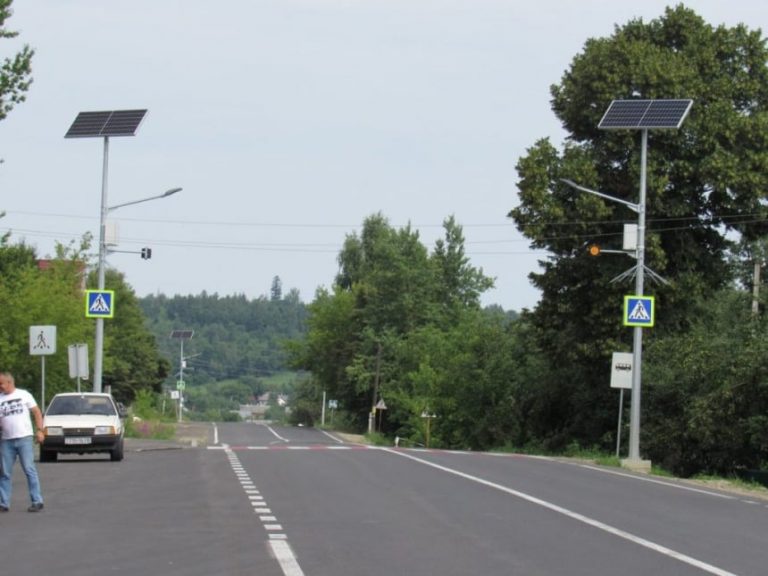 На Прикарпатті завершили ремонт дороги з Надвірної до Богородчан