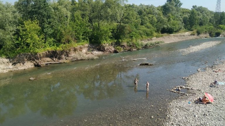 У Франківську на березі Бистриці розгорнули рятувальний пост (ФОТО) 3 8769bbd855cf212c