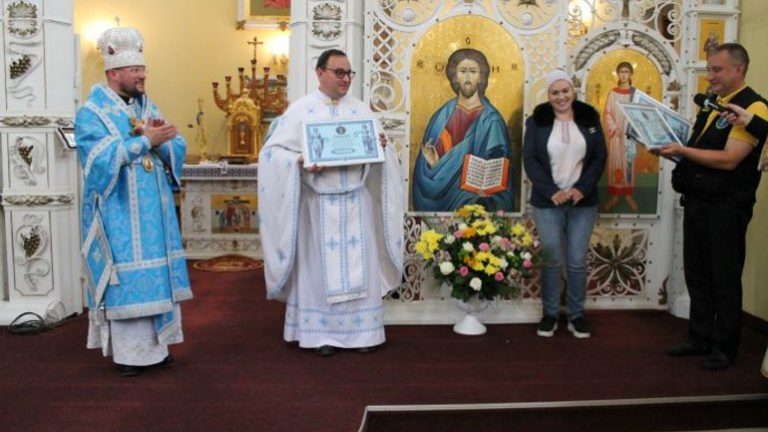 У Франківську ікону унікальних розмірів занесли до Книги Рекордів України 4 Ікону Франківської УГКЦ занесли до Книги Рекордів України