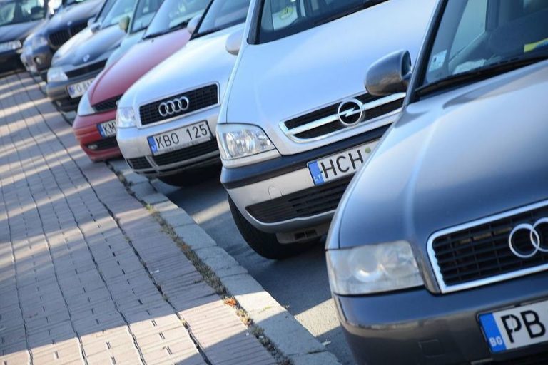 В Україні виникли проблеми з розмитненням "євроблях" з Чехії і не тільки