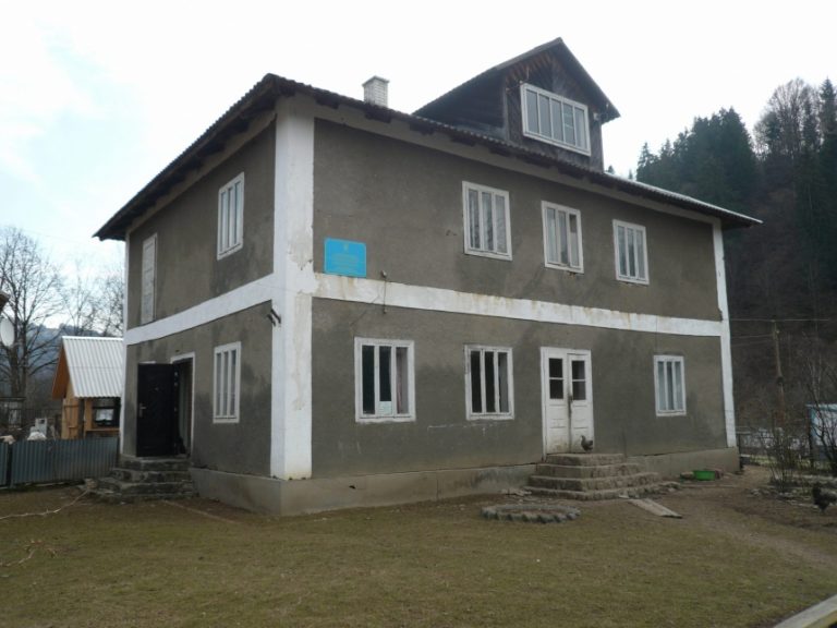 На Верховинщині продають ветлікарню (ФОТО) 6 ua ar p 2021 03 10 000002 2 4 scaled 2