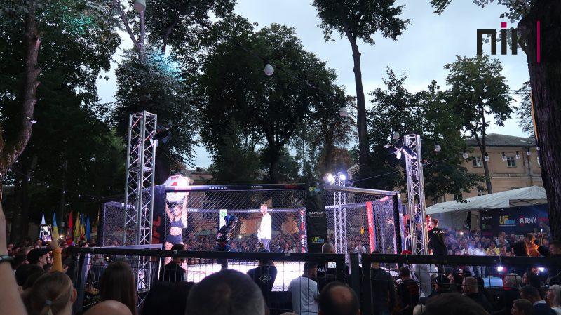 "АRMY MMA": у Палаці Потоцьких влаштували видовищні бої (ФОТО, ВІДЕО) 2 АRMY MMA в Івано-Франківську