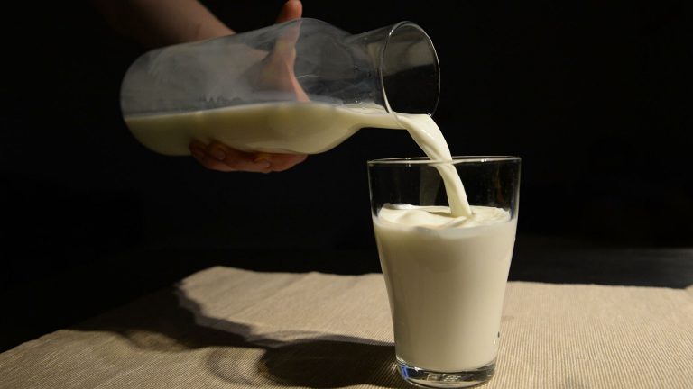 В Україні значно зростуть ціни на молочну продукцію 3 1553319934 0 129 3076 1860 1920x0 80 0 0 db9f93a43873ab6128ebfa41c402e7c5