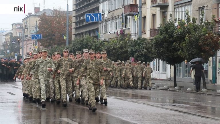 В Івано-Франківську відбувся військовий марш: подібного не бачили 12 років (ФОТО) 5 20 4 scaled 1