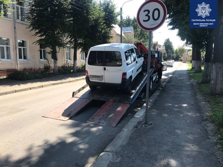 У Франківську знайшли два авто, які були у розшуку (ФОТО) 11 229709102 4279608465456587 6843462630332378821 n