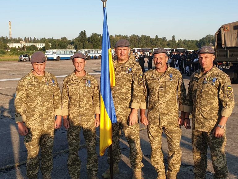 Ветерани коломийської "десятки" візьмуть участь у військовому параді до Дня Незалежності (ФОТО) 10 233342650 4019907591470593 9149542989779366831 n