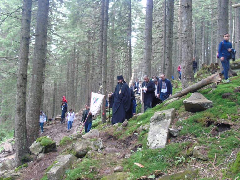 Про високогірні місця сили на Прикарпатті (ФОТО) 6 234120984 2942708572655715 5167046882433341164 n