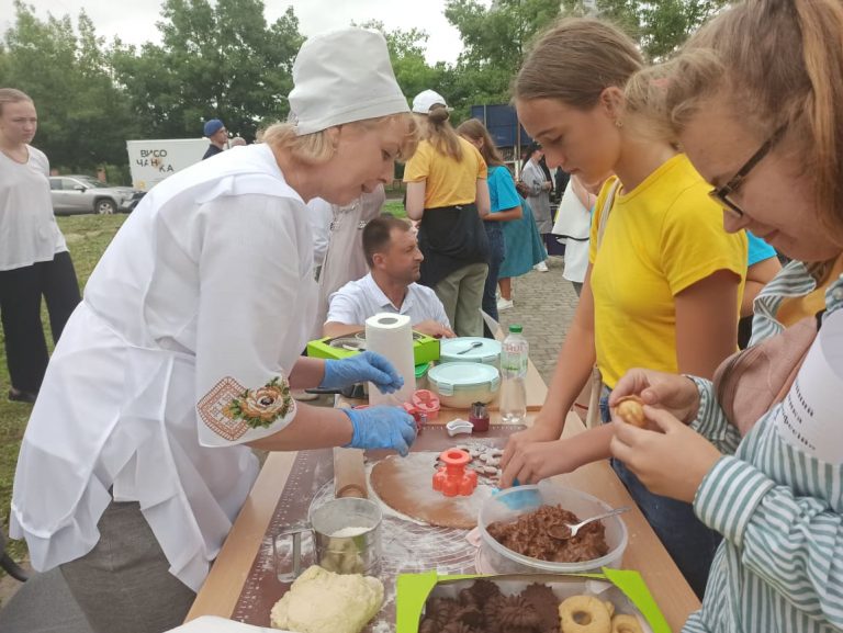 В Калуші відбувся форум «Ми працюємо, щоб працювали ви!» (ФОТО) 4 234479600 801011203847170 1856752399798146053 n