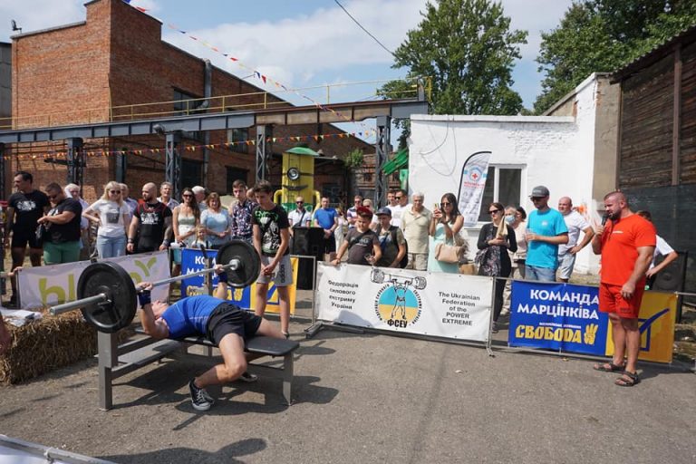 У Франківську чоловіки та панянки визначили найсильніших з жиму штанги (ФОТО) 7 239466819 974028653166074 8244834793926534637 n