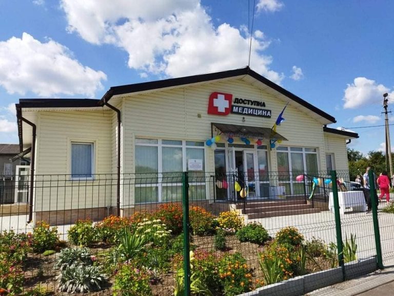 У Городенківській ТГ відкрили нову амбулаторію (ФОТО) 1 239957882 4013797598748268 3235998893327645979 n