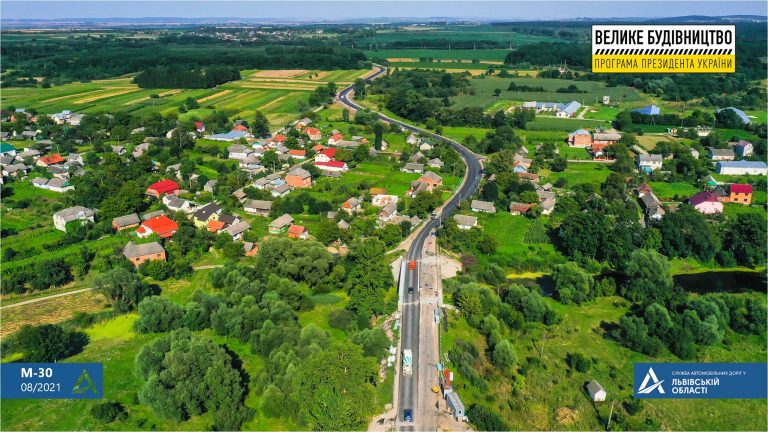 На Львівщині ремонтують 36-метровий міст через Дністер