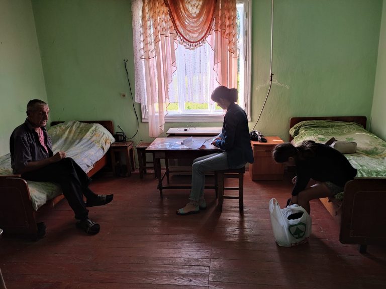 На Рожнятівщині батько став краще ставитися до дітей (ФОТО)