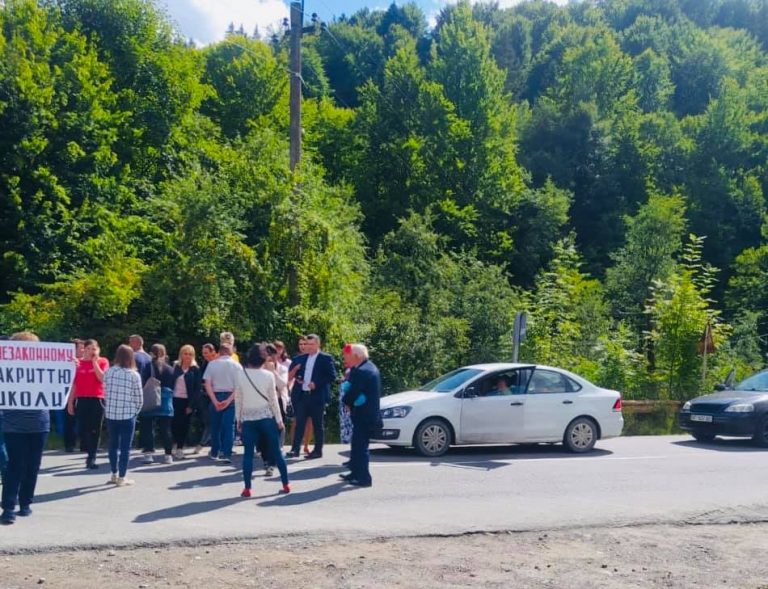 Мер Косова пояснив причини закриття Яворів-Безульківської гімназії 5 240716439 6483388098368442 3462242291886688040 n