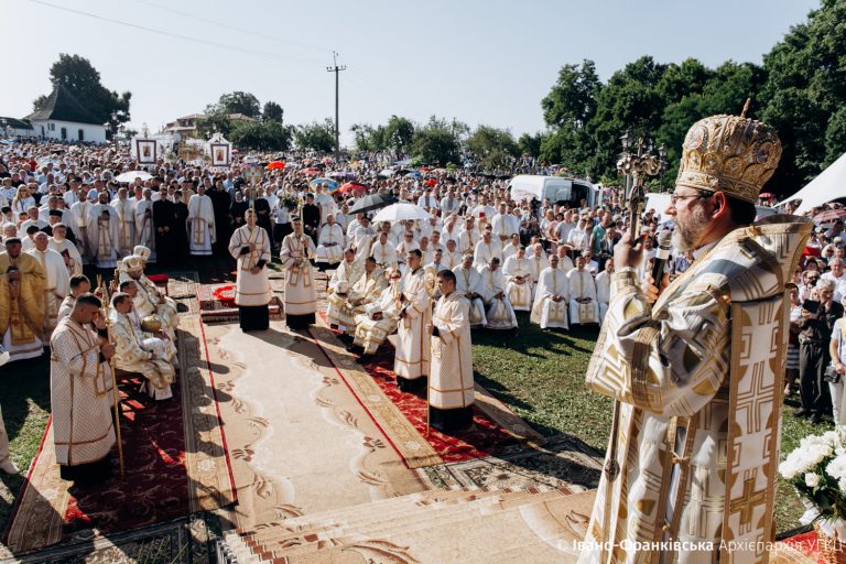 У Крилосі відбулася багатотисячна Всеукраїнська Патріарша проща (ФОТО, ВІДЕО) 8 8