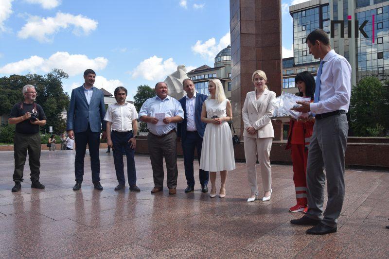26 нових автомобілів швидкої допомоги отримали райони Прикарпаття (ФОТО) 13 26 нових автомобілів швидкої допомоги отримали райони Прикарпаття