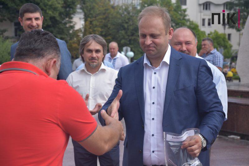 26 нових автомобілів швидкої допомоги отримали райони Прикарпаття (ФОТО) 15 26 нових автомобілів швидкої допомоги отримали райони Прикарпаття