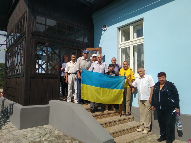 Для підопічних Франківського геріатричного пансіонату влаштували екскурсію у музеї Степана Бандери 8 IMG 20210812 104624