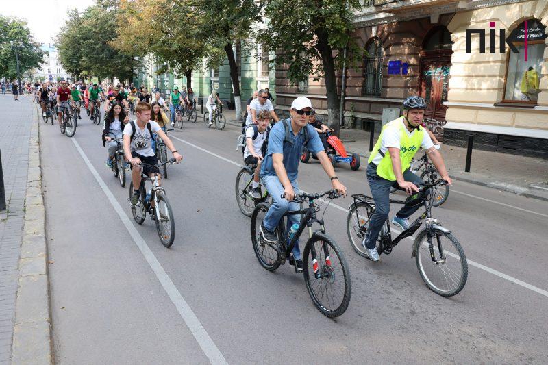 Люди Прикарпаття: масштабний святковий велопробіг в Івано-Франківську (ФОТО) 37 Люди Прикарпаття: масштабний святковий велопробіг в Івано-Франківську