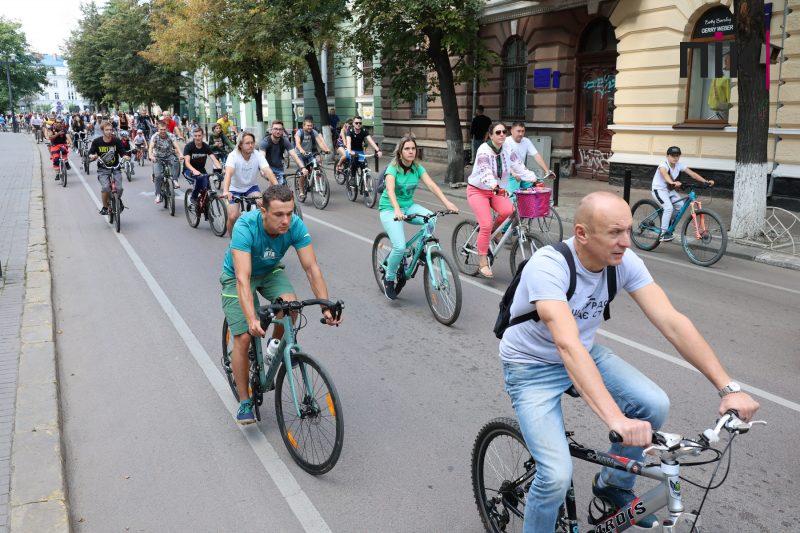 Люди Прикарпаття: масштабний святковий велопробіг в Івано-Франківську (ФОТО) 34 Люди Прикарпаття: масштабний святковий велопробіг в Івано-Франківську
