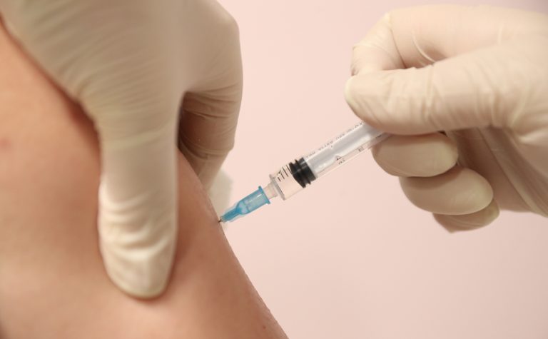 Вакцина CoronaVac у 98% випадків запобігає летальним випадкам від коронавірусу 11 LpkRFrnPkrVlnAQrsG 2cxotgCbWIsOi