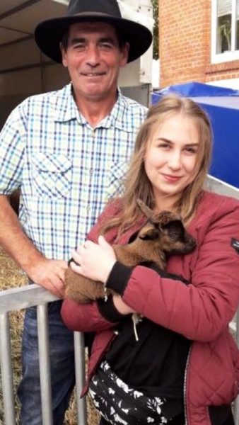 Роди у свиней, вегетаріанство, Німеччина: історія 22-річної ветеринарки з Тлумаччини (ФОТО)