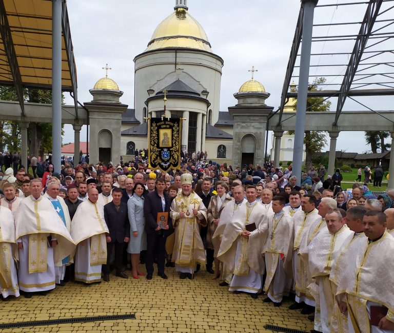 1500 жителів Калуської громади здійснили прощу до Гошева (ФОТО)