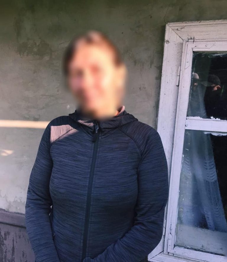 На Прикарпатті заарештували наркодилерку, яка збувала макову соломку (ФОТО) 7 241759881 6542350965805488 2262244663050239528 n
