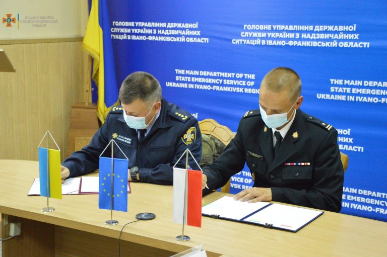 Поляки підписали договір з рятувальниками Прикарпаття: про що домовились