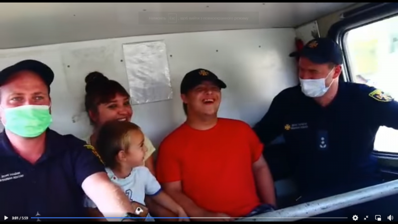 У Снятині рятувальники здійснили мрію хворого хлопчика, який хоче стати пожежником (ВІДЕО)