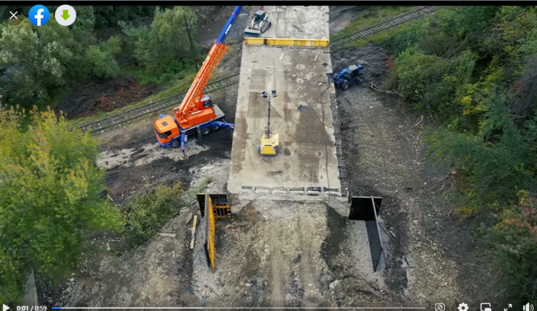 Відеозвіт з Прикарпаття: як оновлюється міст в селищі Делятин (ВІДЕО) 4 Відеозвіт з Прикарпаття: як оновлюється міст в селищі Делятин (ВІДЕО)