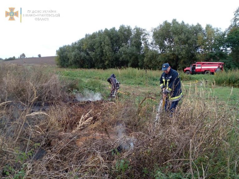 Минулої доби рятувальники ліквідували чотири пожежі на Прикарпатті 9 243355650 4333958406723961 1687353901995961772 n 1