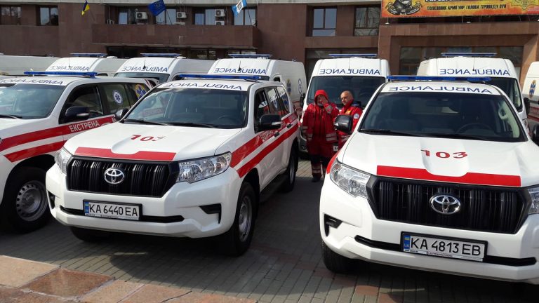 Медики Прикарпаття отримали ще 29 іномарок для швидкої допомоги (ФОТО) (ОНОВЛЕНО) 10 243557328 562332294979399 324712494101243843 n