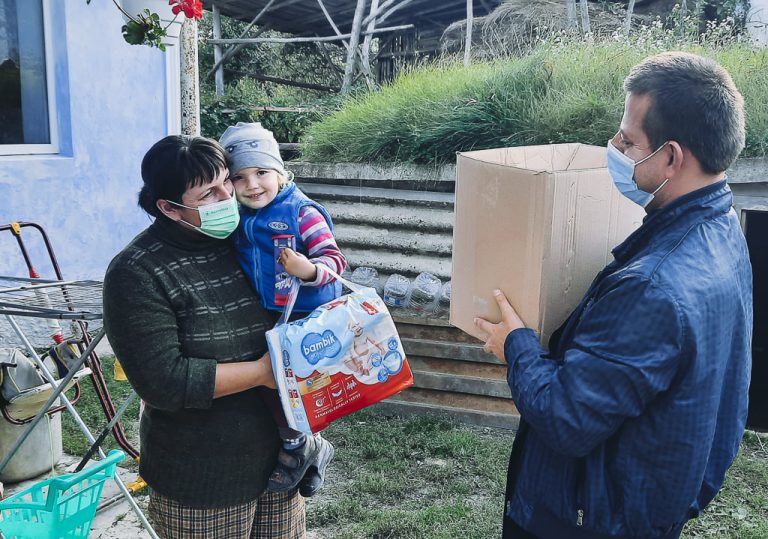 На Рогатинщині понад 30 сімей отримали матеріальну допомогу (ФОТО) 5 243762595 1964312667061898 4587488537021488696 n