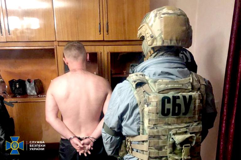 На Тернопільщині затримали російського «кримінального авторитета», який перебував у розшуку Інтерполу (ФОТО) 6 FOTO 11
