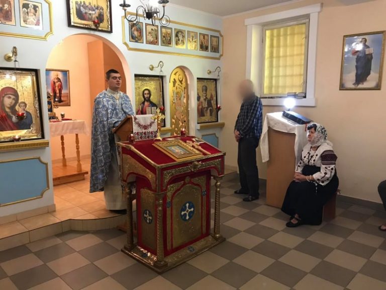 У Франківську в'язні вшанували свято Покрови Пресвятої Богородиці (ФОТО) 3 244972688 1976170159209482 2319537466774561836 n