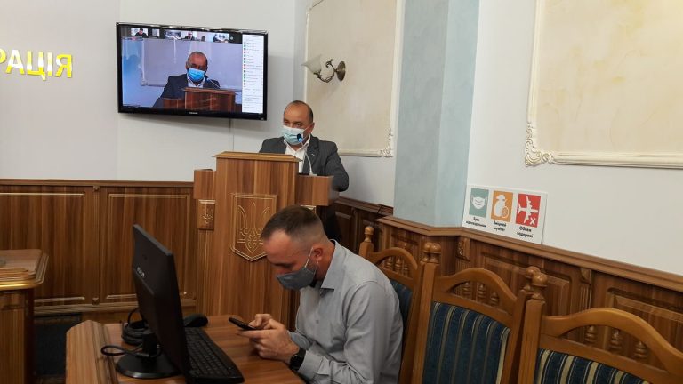 Які лікарні Прикарпаття найбільше завантажені хворими на COVID-19