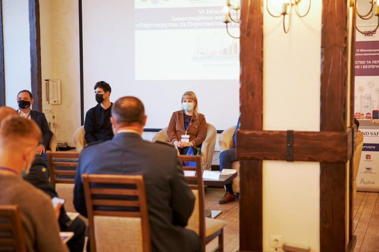 В Івано-Франківську презентували інноваційні програми, спрямовані на розвиток міста 11 246802784 134833798886847 5768910766962350836 n